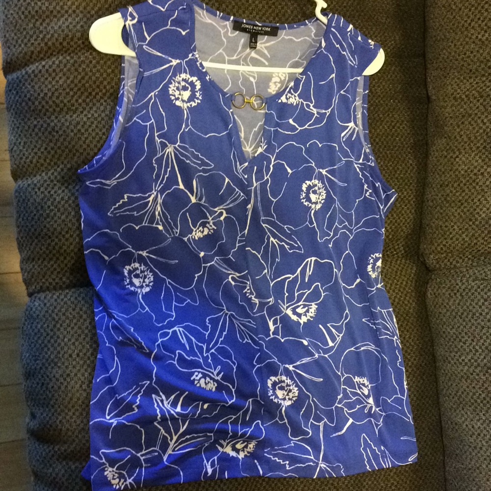 Jones New York sleeveless top